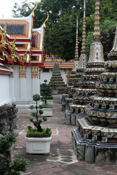 Tempel und Stupas — Stockfoto