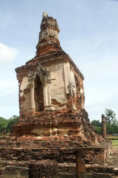 Falling stupa — Stock Photo, Image