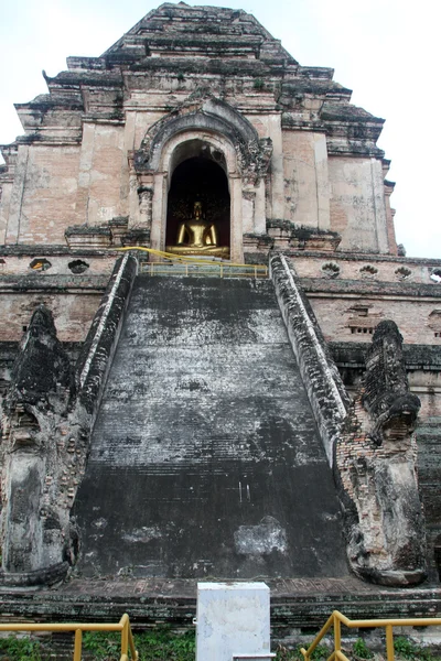 Wat Chedi Luang — Photo