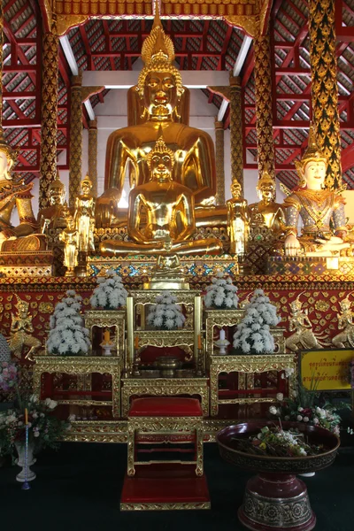 Золотий Буддами — стокове фото