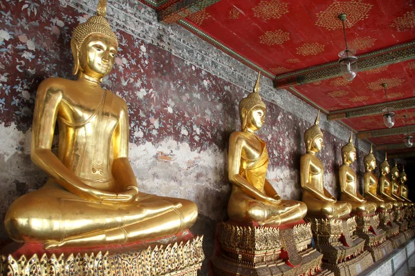 Golden Buddhas — Stock Photo, Image