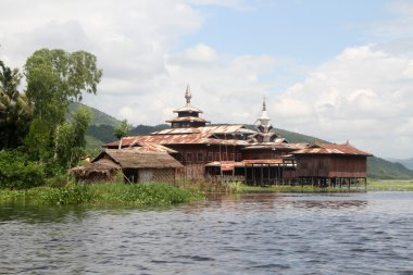 ahşap Manastırı