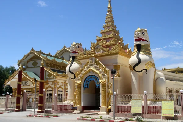 Wejście paya Buddyjski — Zdjęcie stockowe