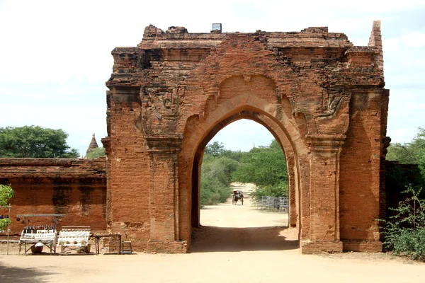 Dhammayangyi 之门 — 图库照片