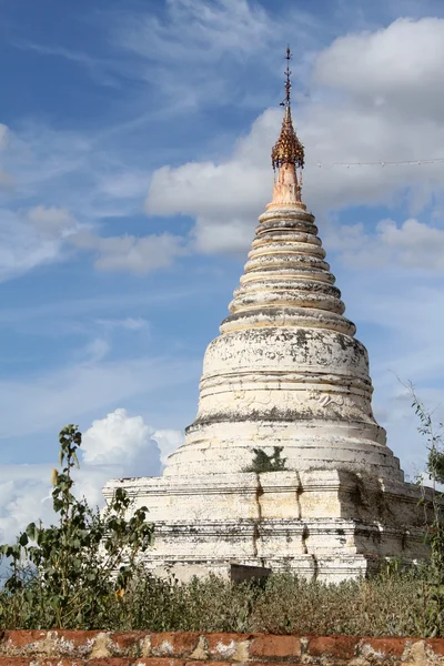 Stupa w bagan — Zdjęcie stockowe