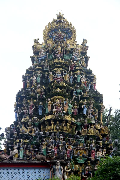 Gopuram di tempio indù — Foto Stock