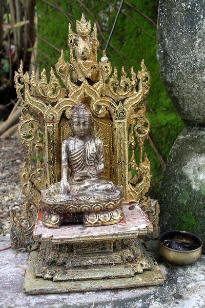Small Buddha — Stock Photo, Image