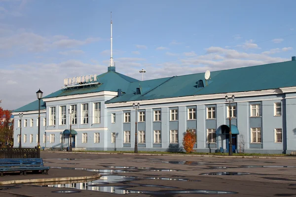 Fachada de porto Murmansk — Fotografia de Stock