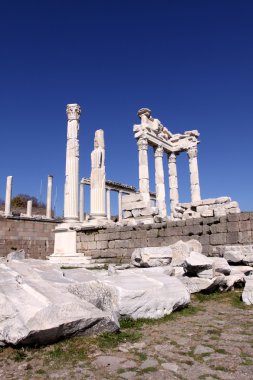Pergamon ruins clipart