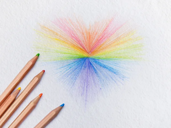 Kunst regenboog harten op wit papier — Stockfoto