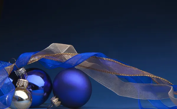 Рождественские шары — стоковое фото