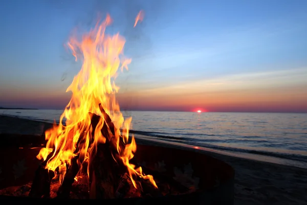 Lago Superior Beach Campfire — Foto de Stock