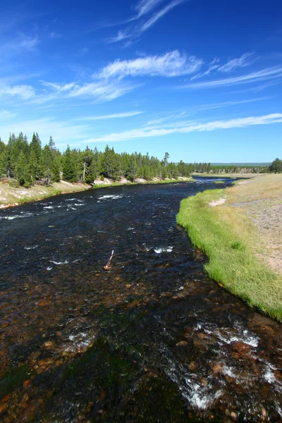 Feuerloch Fluss von Yellowstone — Stockfoto