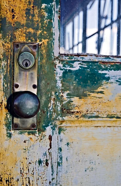 Stare drzwi pokrętło — Zdjęcie stockowe