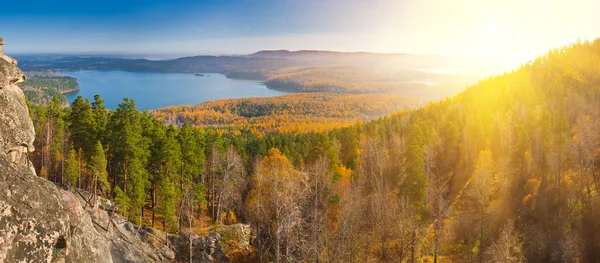 Höstens stenar panorama — Stockfoto