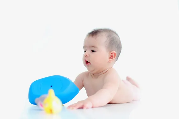Dítě s hračkou — Stock fotografie