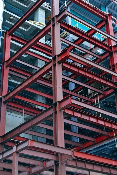 Будівельний майданчик зі сталевими балкими — стокове фото