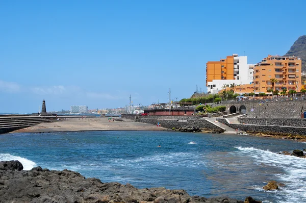 Plaża w bajamar, Teneryfa, Hiszpania — Zdjęcie stockowe