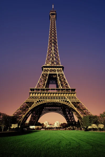 Torre Eiffel pôr do sol — Fotografia de Stock