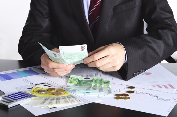 Деньги Евро