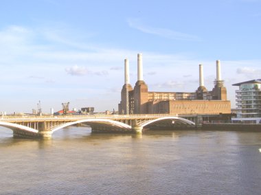 Londra battersea powerstation