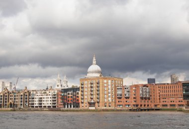 Londra 'da Thames Nehri