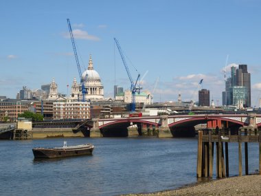 Londra 'da Thames Nehri