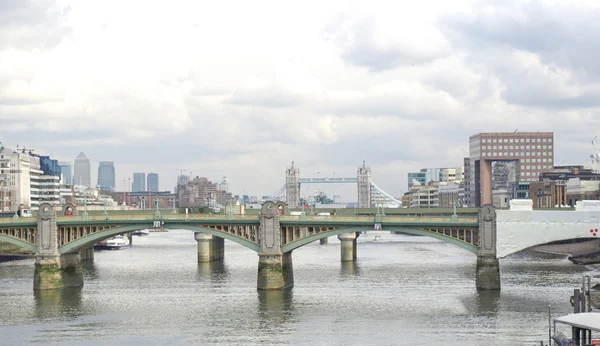 河泰晤士河伦敦 — 图库照片