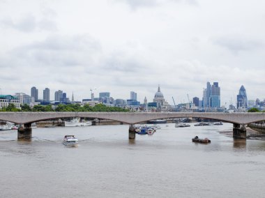 Londra 'da Thames Nehri