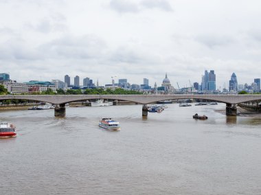 Londra 'da Thames Nehri