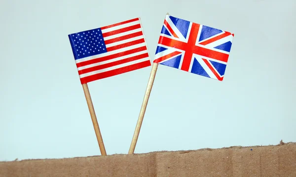 Britse en Amerikaanse vlaggen — Stockfoto