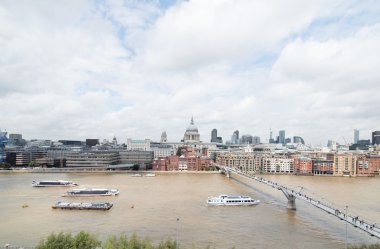 Londra 'da Thames Nehri