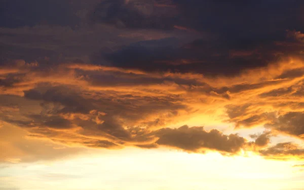 Kızıl Gökyüzü — Stok fotoğraf