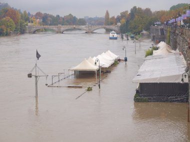 nehir po taşkın, Torino, piedmont, İtalya