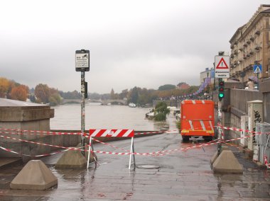 nehir po taşkın, Torino, piedmont, İtalya