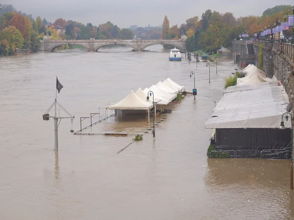 River Po flood in Turin, Piedmont, Italy — Stock Photo, Image