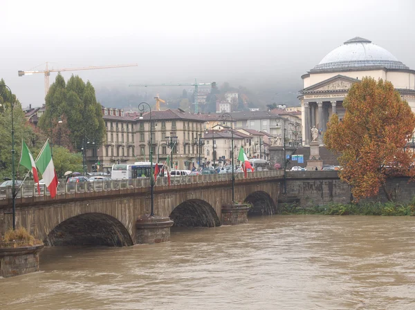 River Po flood in Turin, Piedmont, Italy — Stock Photo, Image