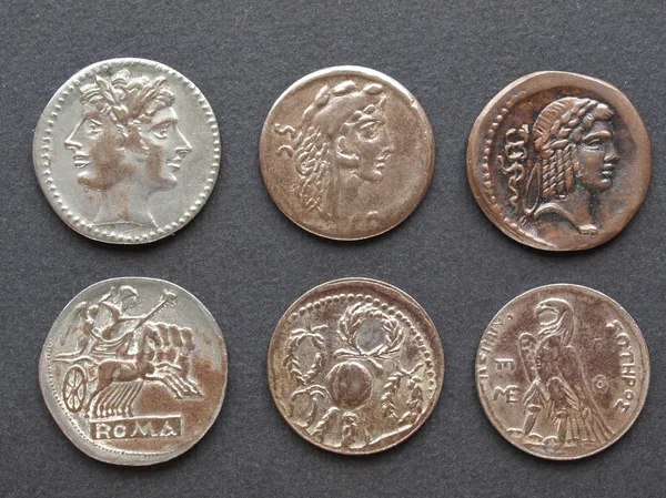 Римские монеты — стоковое фото