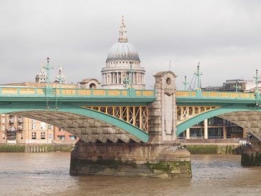 Londra 'da Thames Nehri