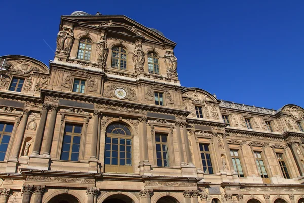 Louvre, paris — Stok fotoğraf