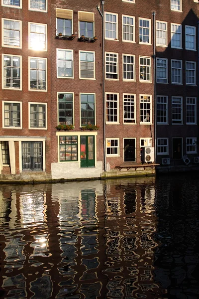 Casa de arquitectura en Amsterdam —  Fotos de Stock