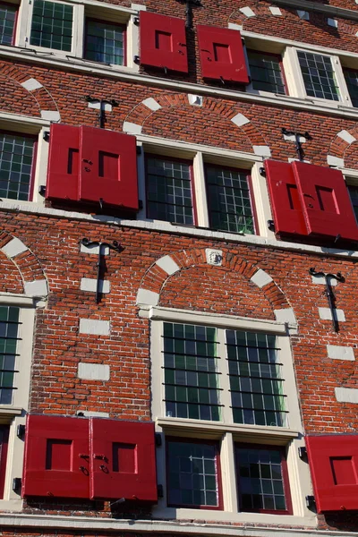 Architektura dom w Amsterdamie — Zdjęcie stockowe