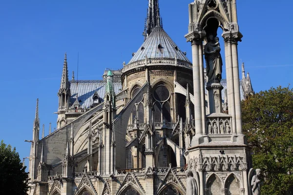 巴黎圣母院大教堂-巴黎 — 图库照片