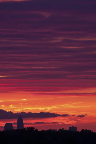 Небо в огне в Кливленде — стоковое фото