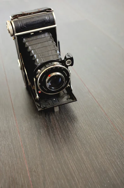 Antique camera — Stock Photo, Image