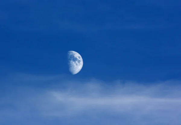 蓝月亮 — 图库照片