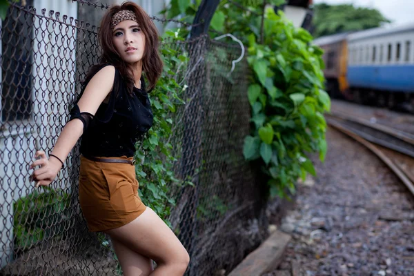 Asyalı kız moda portre — Stok fotoğraf
