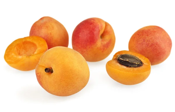 Frutas maduras de albaricoque —  Fotos de Stock