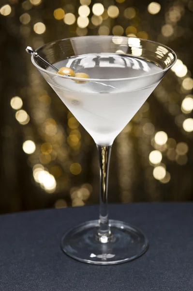 Vodka Martini with olive garnish — Stock Photo, Image