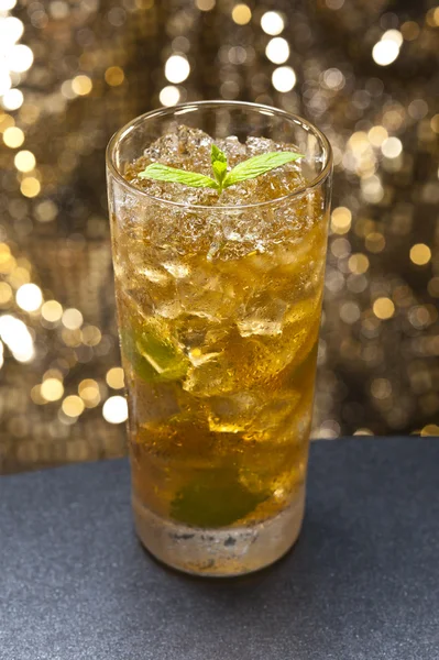 Mint-Julep cocktail — Stock Photo, Image